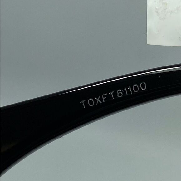 Gucci Round Sunglasses - Picture 13 of 15